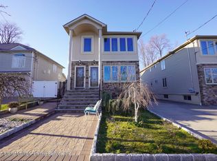 25 Summit Pl, Staten Island, NY 10312