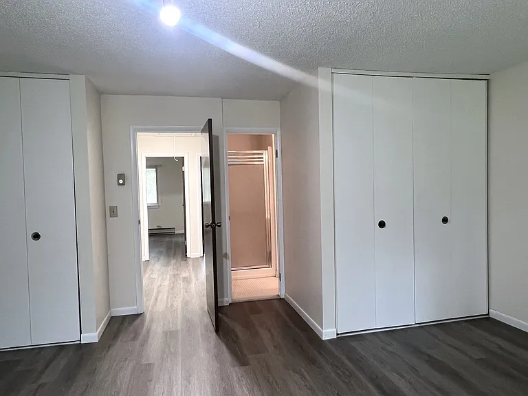 120 Knollwood Ter — Photo 15
