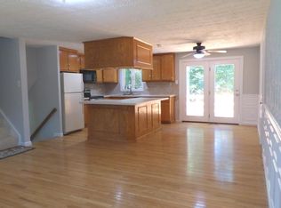 7902 Cliff Rock Ct, Springfield, VA 22153