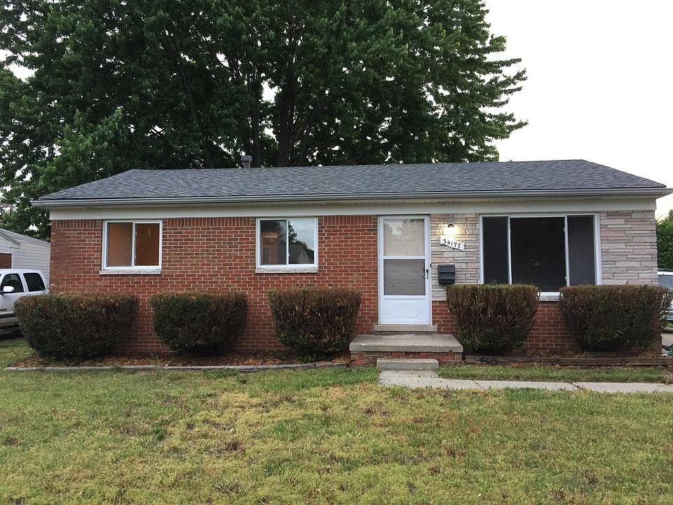 1st image of 34177 Whittaker St
