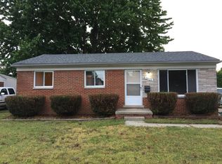 34177 Whittaker St, Clinton Township, MI 48035