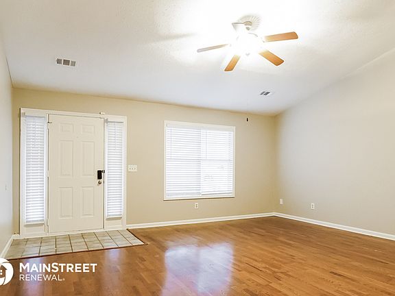 5th image of 3830 Greenoak Dr