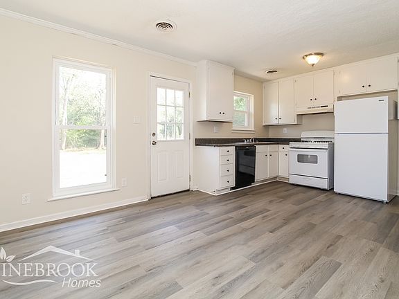 5th image of 454 Mulligan Dr