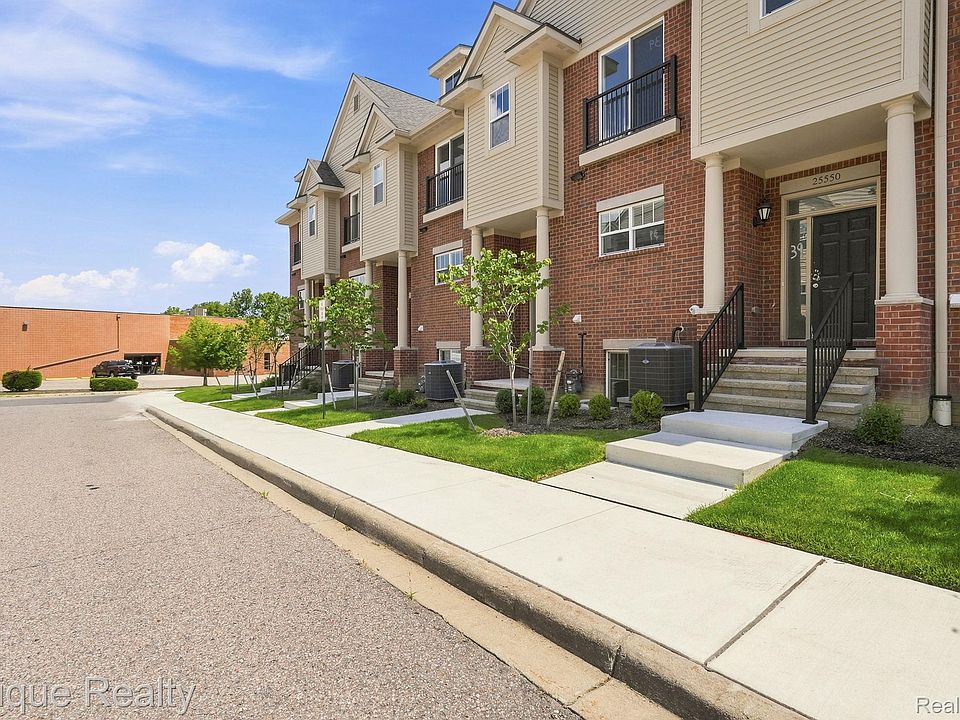 1st image of 25558 Grandview Ln #38