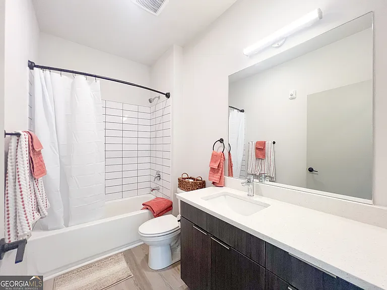 240 Martha Dr #110 — Photo 25