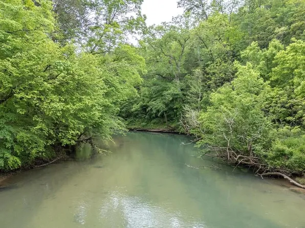 9260 Monterey Hwy, Sparta, TN 38583