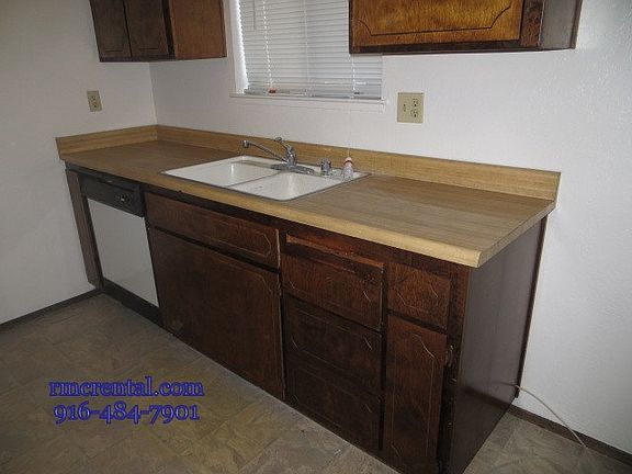 3rd image of 6439 Tupelo Dr