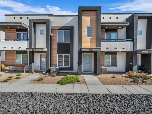 3206 E Elkhorn Ln, Washington, UT 84780