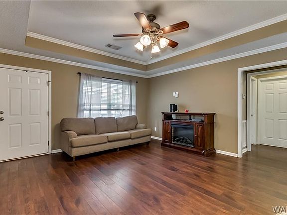 3rd image of 15578 Hagler Dr