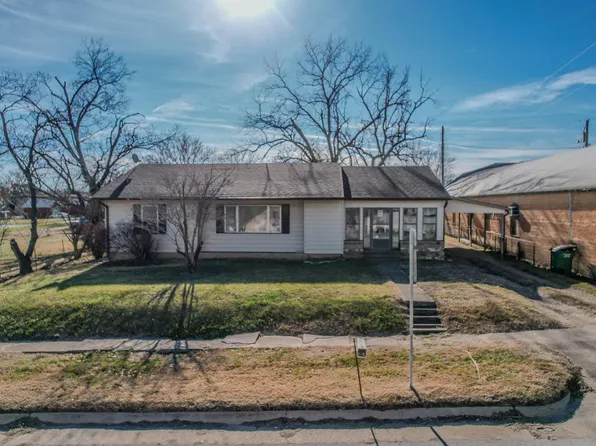 122 E Rolla Street, Hartville, MO 65667