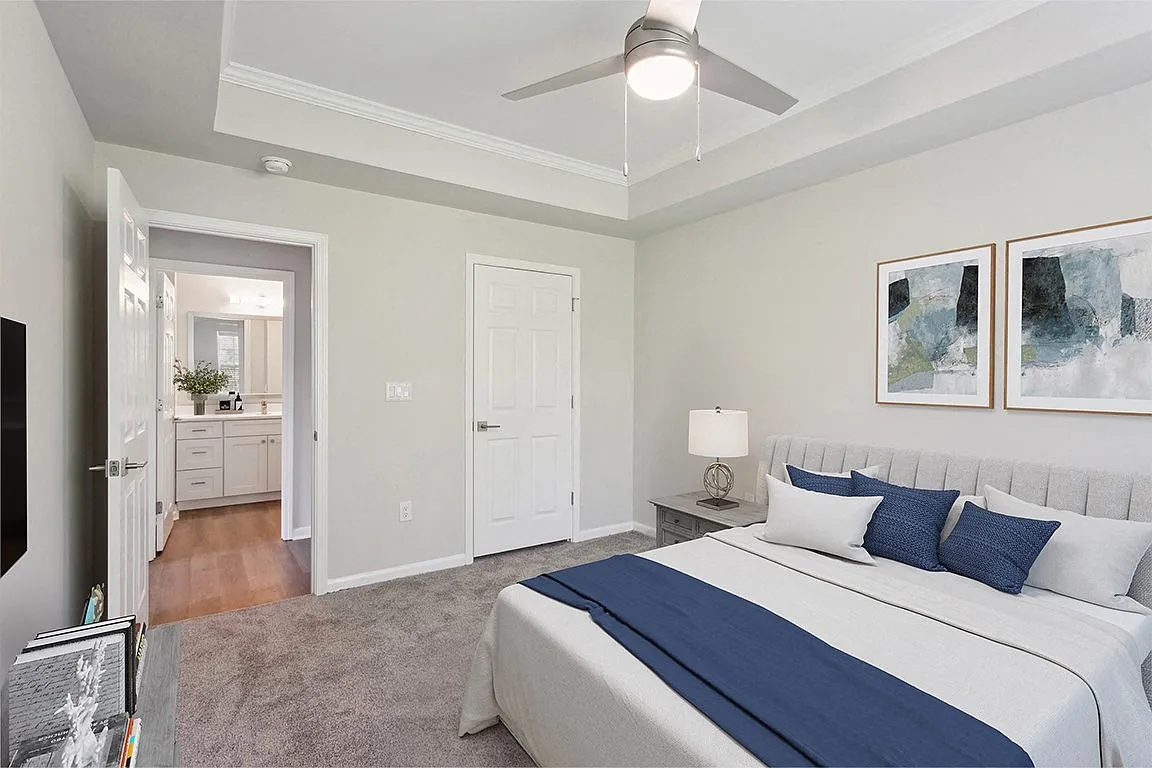 The Bluestone — Photo 4