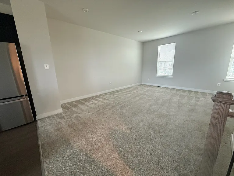 122 Fletcher Cir — Photo 17
