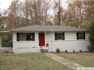 3010 Whispering Pines Ln, Fultondale, AL 35068