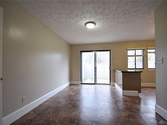 4th image of 6148 Persimmon Tree Ct