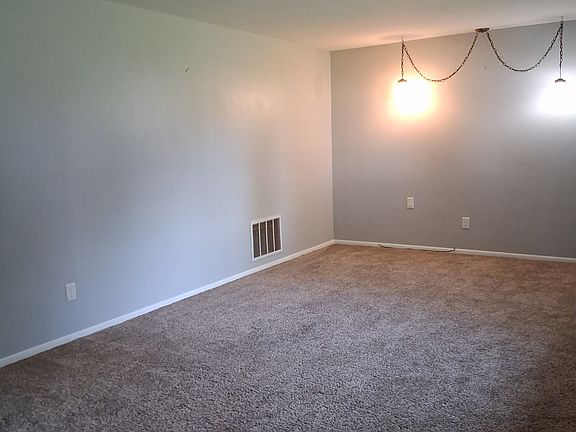 2nd image of 3108 Stardale Dr