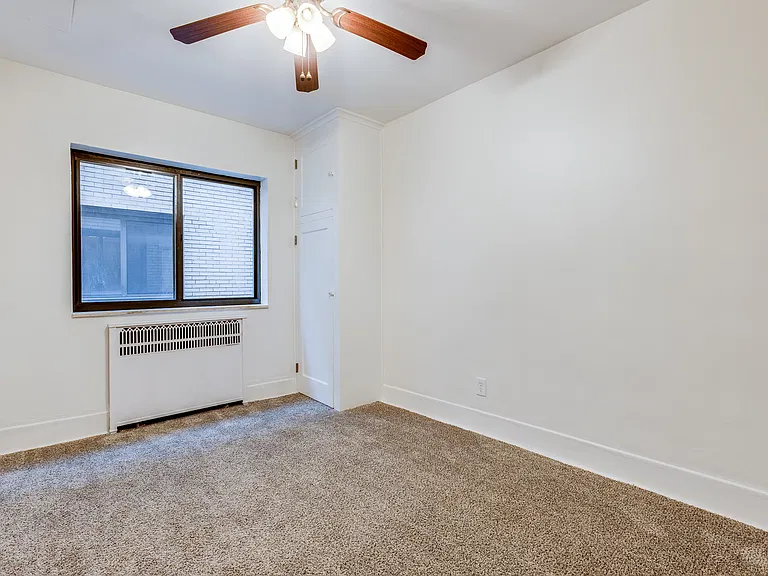 2915 Belrose Ave #203 — Photo 14