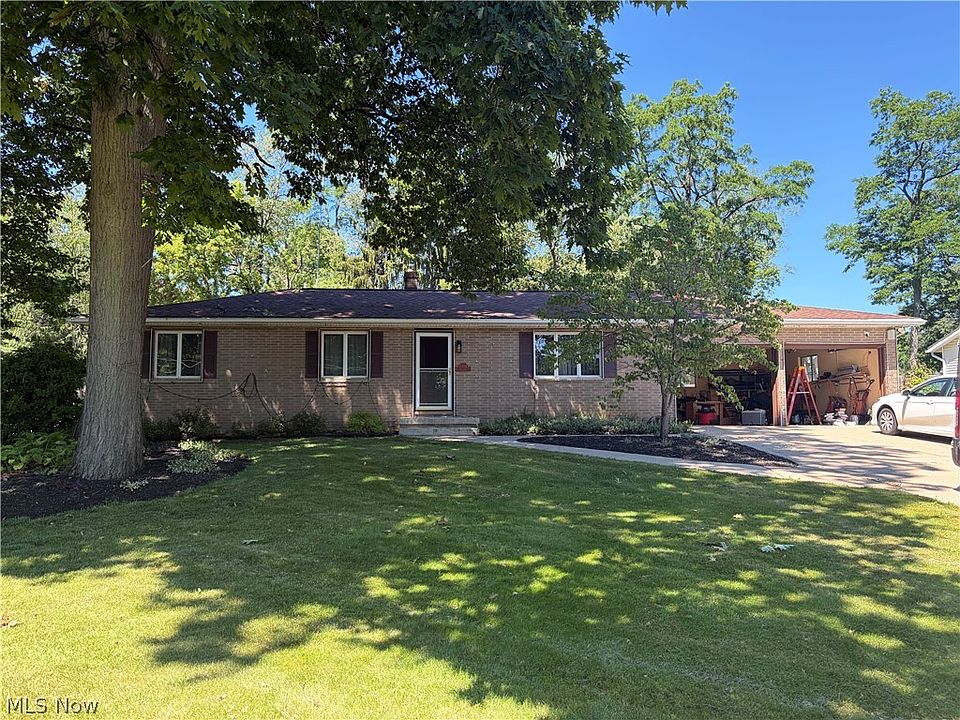 1st image of 2704 Dal Dr