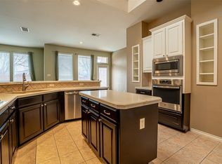 8700 Shadow Trace Dr, Fort Worth, TX 76244