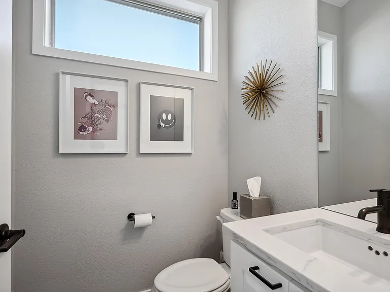 9714 Bennett Peak St — Photo 19