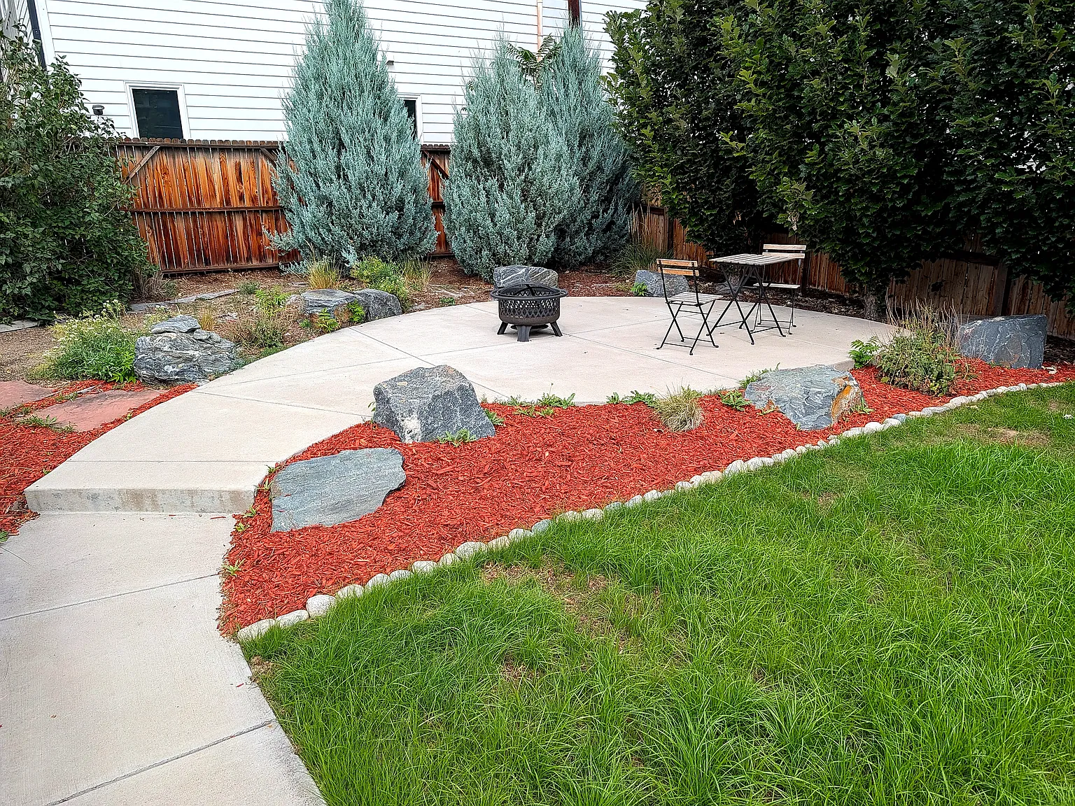 4 bed, 1850 sqft, $3,975 — Photo 3