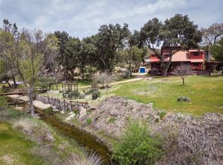 10040 Huer Huero Rd, Creston, CA 93432