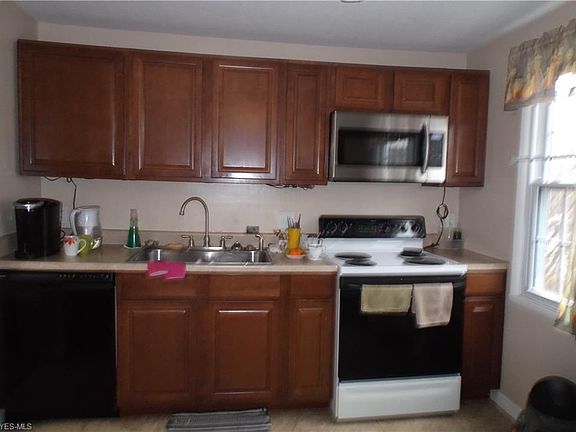 4th image of 4277 Cox Dr