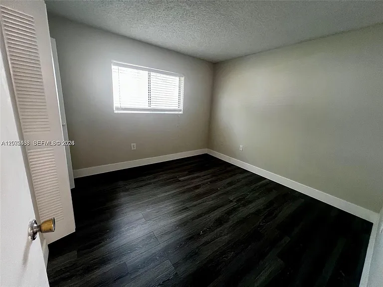 350 Palm Cir W #203 — Photo 14