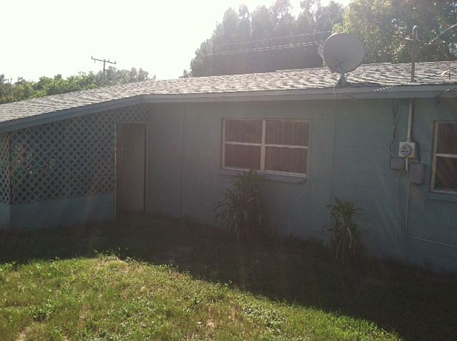 2nd image of 3960 Catalina St