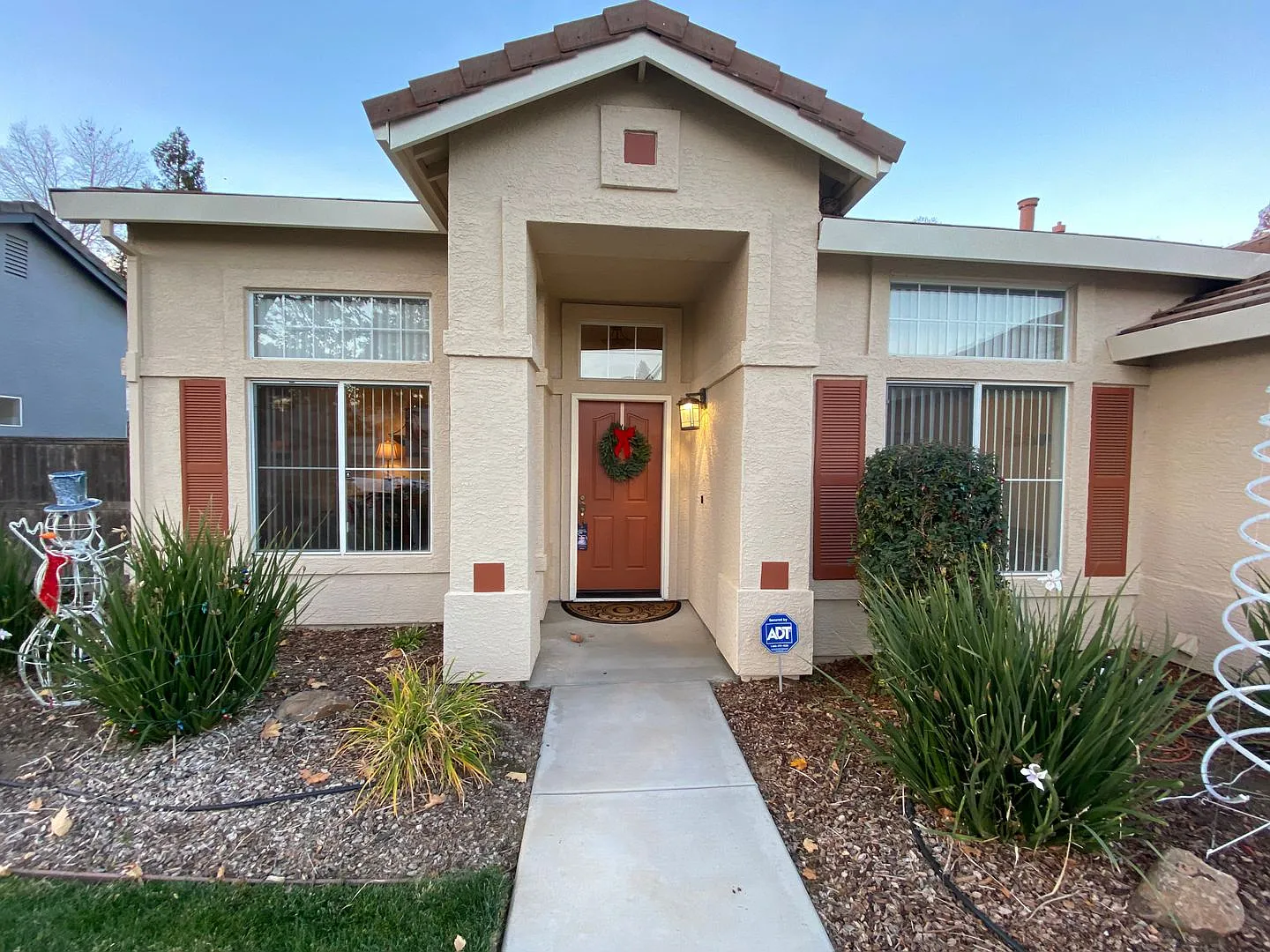 9129 Tuxford Ct photo 1