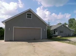 297 W Lakengren Dr, Eaton, OH 45320