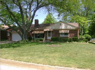 21020 Cromwell Ave, Fairview Park, OH 44126