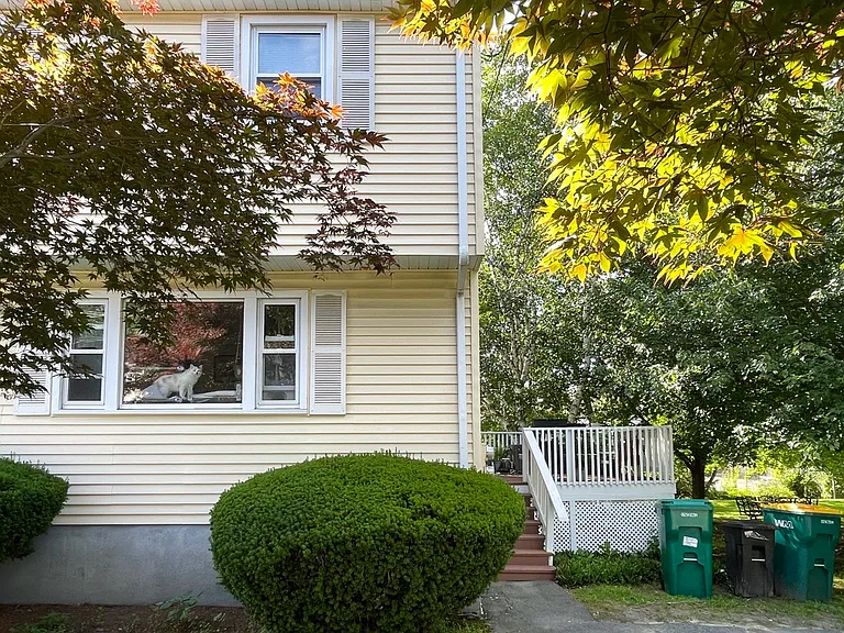 6 Keith Cir #A — Photo 3