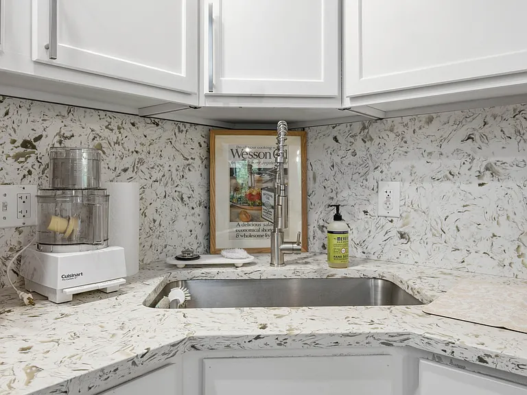 213 Ledge Dr — Photo 5