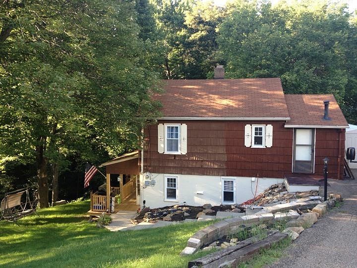 1st image of 146 Barnhart St