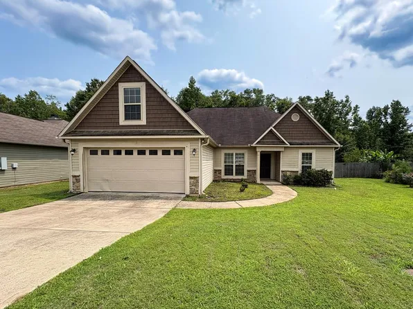 2743 Dotti Dr, Phenix City, AL 36870