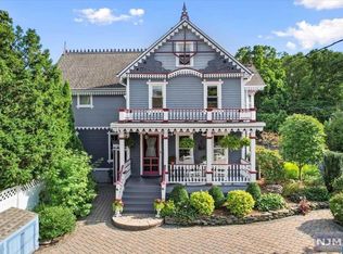 329 S Maple Ave, Ridgewood, NJ 07450