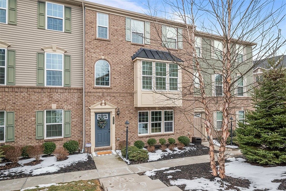 217 Thornapple Ln, Cranberry Township, PA 16066 | Zillow