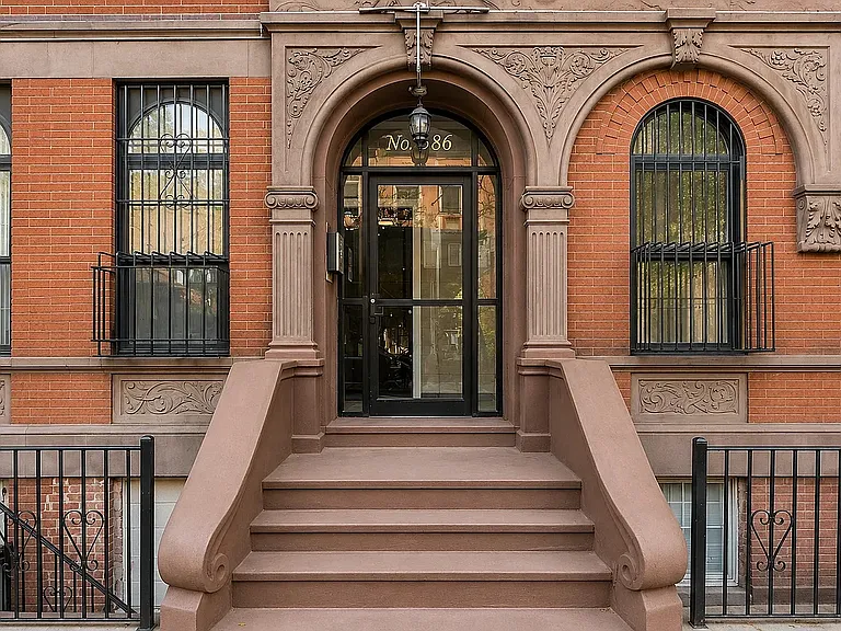 386 Manhattan Ave #14A — Photo 9
