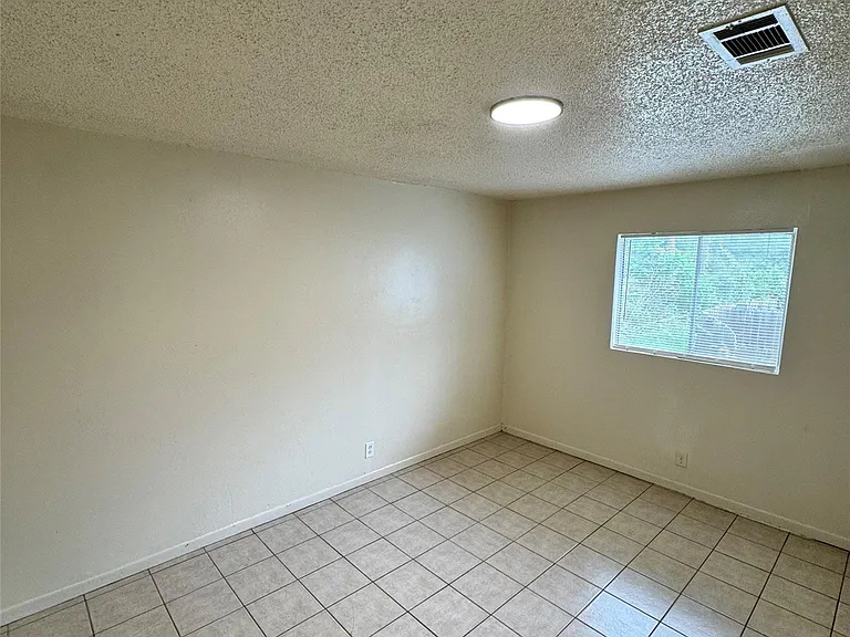 1626 Royal Hill Dr #B — Photo 6