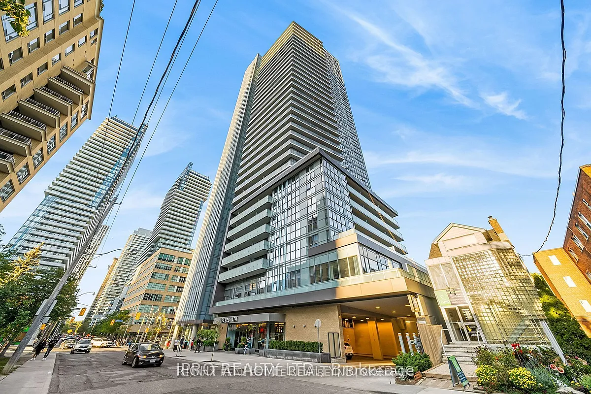 Building Photo - 125 Redpath Ave #2409