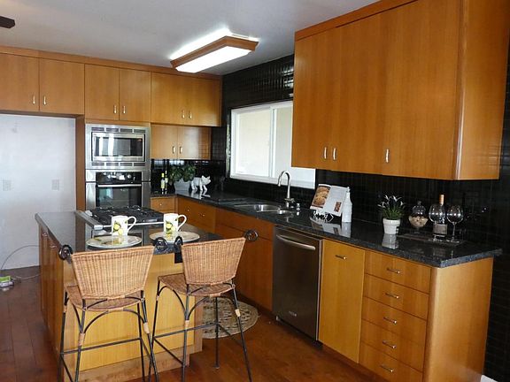 4th image of 3584 Vista Del Valle