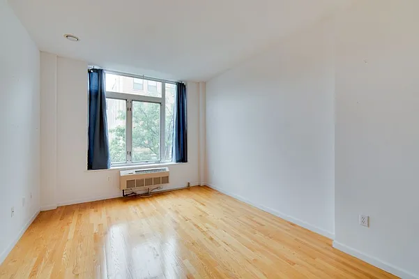 Rented by MNS Marketing | media 12