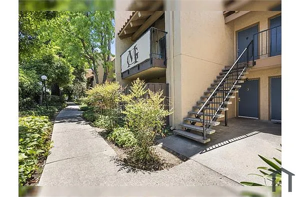 247 N Capitol Ave Unit 106 photo 1