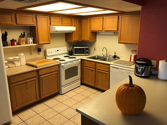 2nd image of 921 Boulder Mesa Dr Unit 101