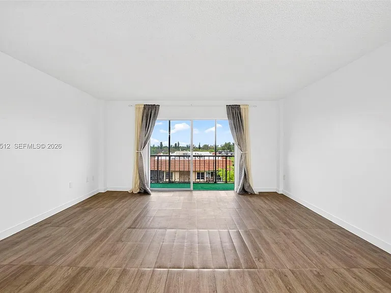 4174 Inverrary Dr #706 — Photo 2