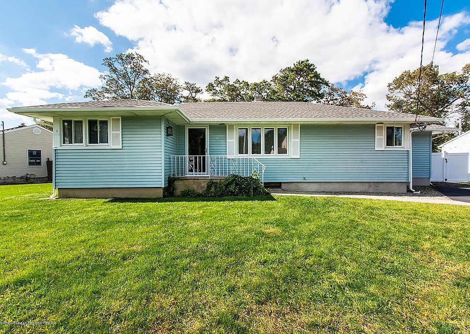 1st image of 66 Myrtle Ln