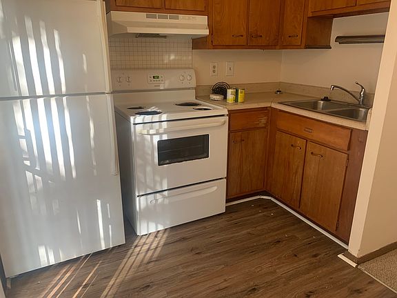 3rd image of 2829-2839 Lake Shore Pl #10683579