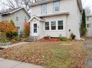 32 Wheeler St S, Saint Paul, MN 55105