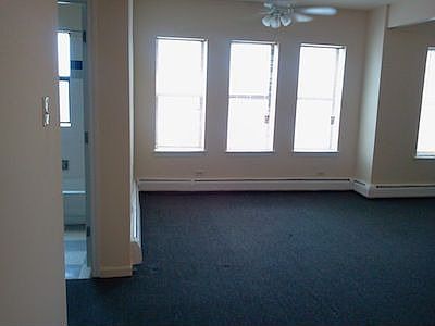 4th image of 1962 E 73rd Pl APT 201