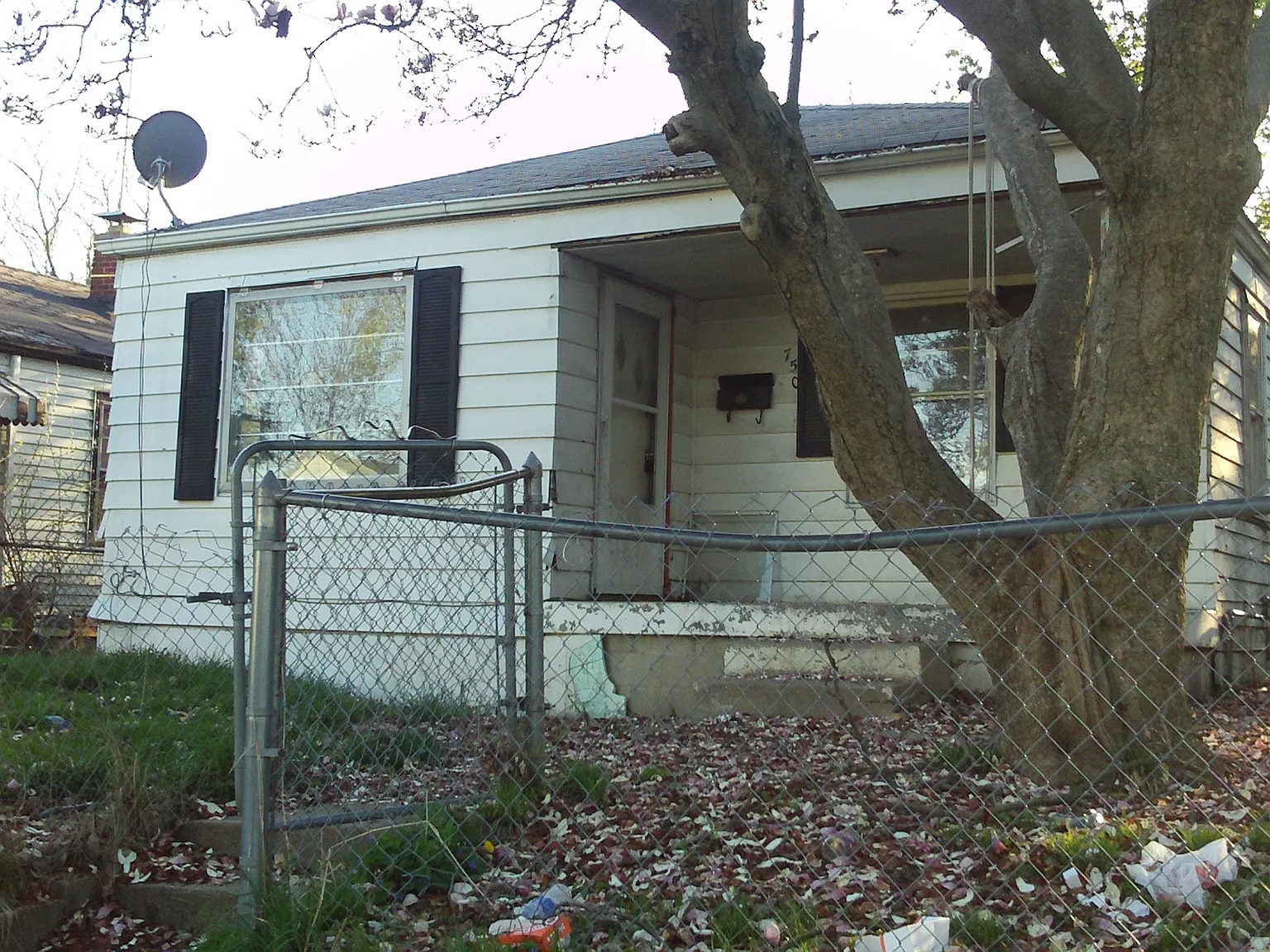 750 Arnolda Ave photo 1